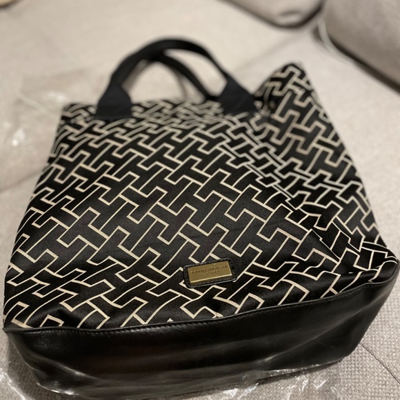 Women Handbag Purse Totes - Picture 3 of 4